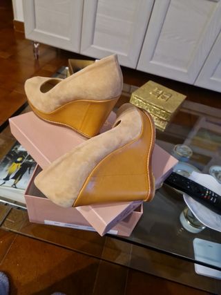 Scarpe open toe in camoscio color cipria