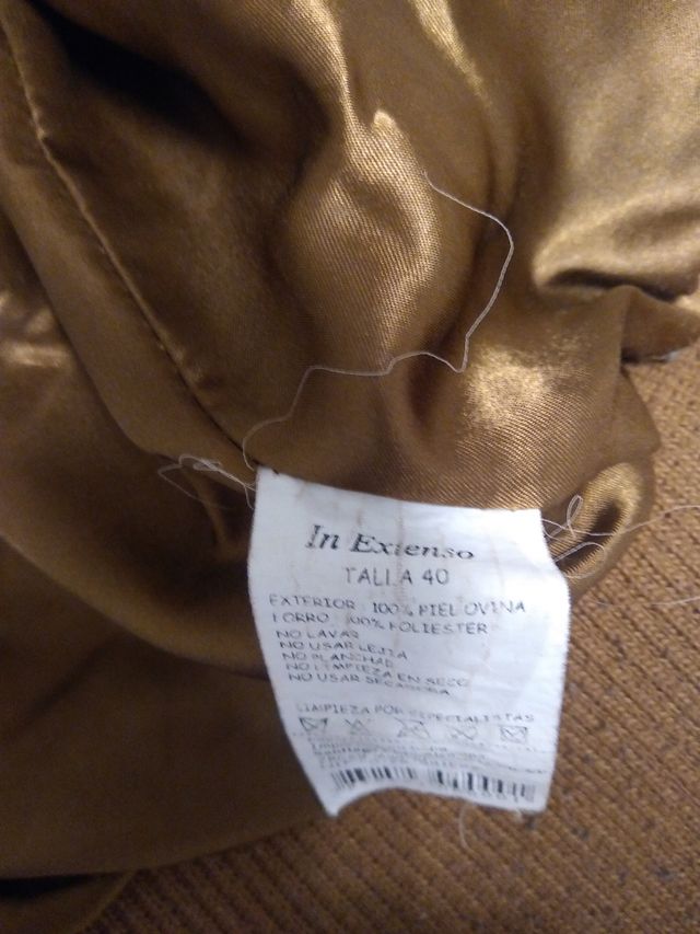 Chaqueta de piel color camel