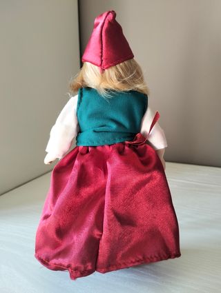 Bambolina in ceramica - Svezia