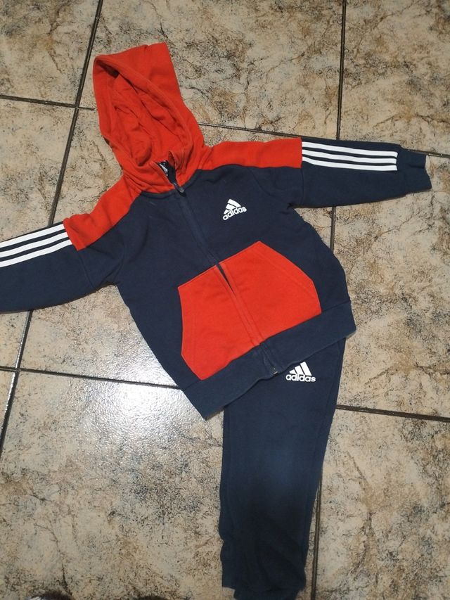 Chándal Adidas 2 ,3 años