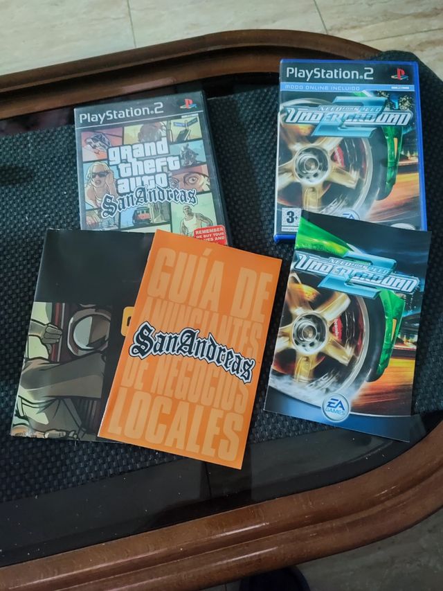 Copertine e manuali dei giochi