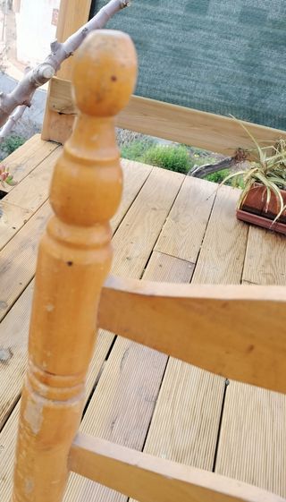 Lote de dos sillas antiguas