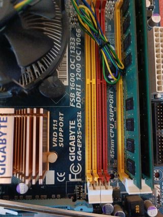 Placa base 775