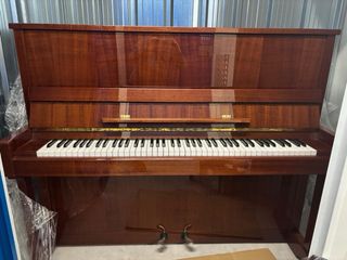 Piano vertical Lippmann USC120