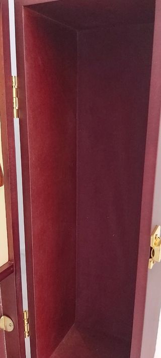 SET DE VINO Y BOTELLERO