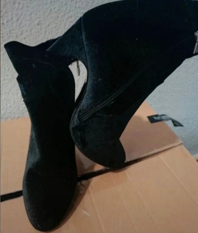 Botines negros