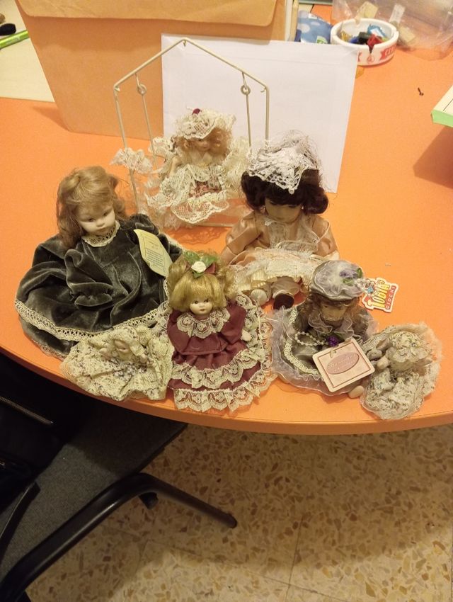 Bambole porcellana varie misure