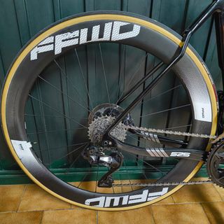 Ruote ffwd Ryot 55. TUBULARES