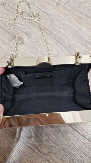 Clutch de fiesta negro y dorado