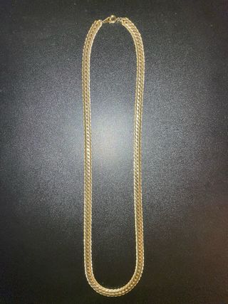 Cadenas bañadas en oro