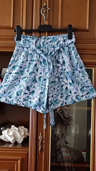 PANTALÓN CORTO PRIMAVERA-VERANO. VISCOSA