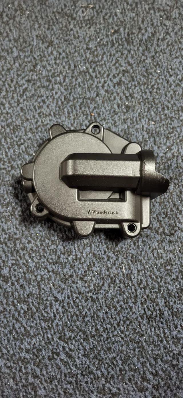 Protector Bomba Agua BMW Wunderlich F900XR R F850