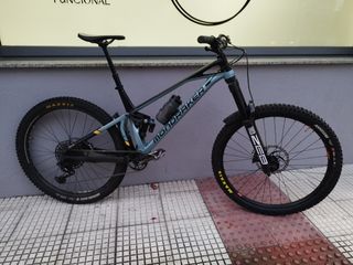 Bicicleta enduro Mondraker Superfoxy talla L