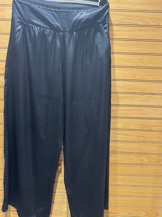 Pantalón de raso. Para fiesta. T38 excelente preci