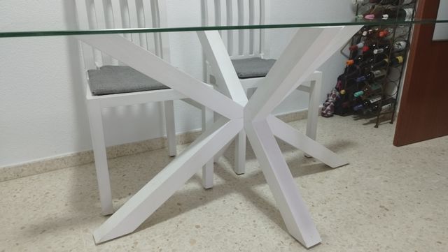 Conunto Mesa comedor y sillas