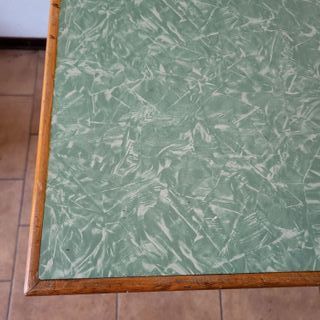Tavolo vintage in rovere con piano in formica