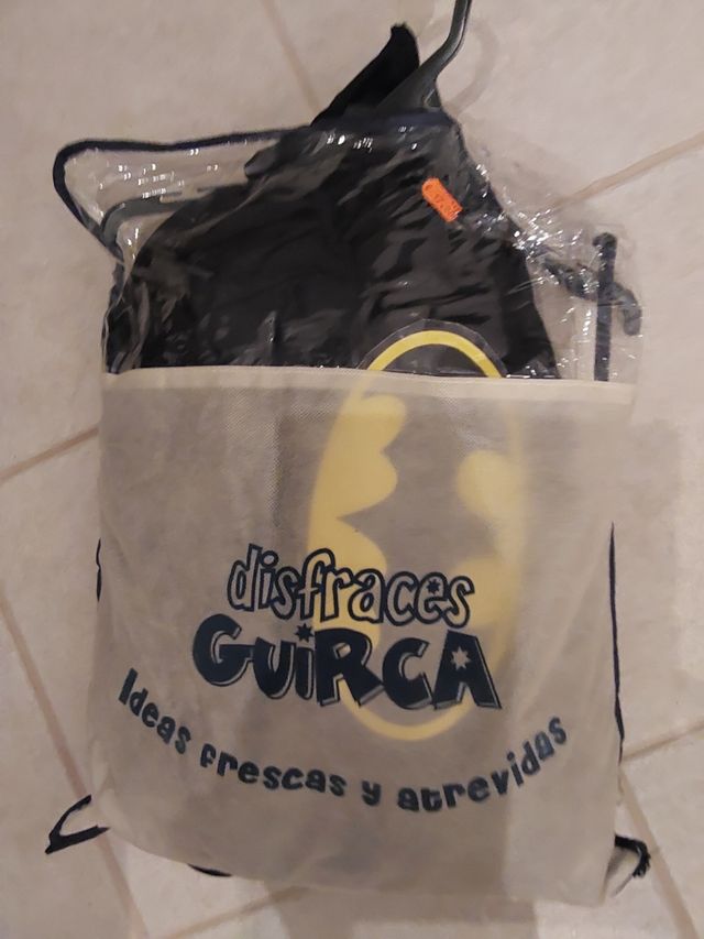 Disfraz hombre, incluye capa