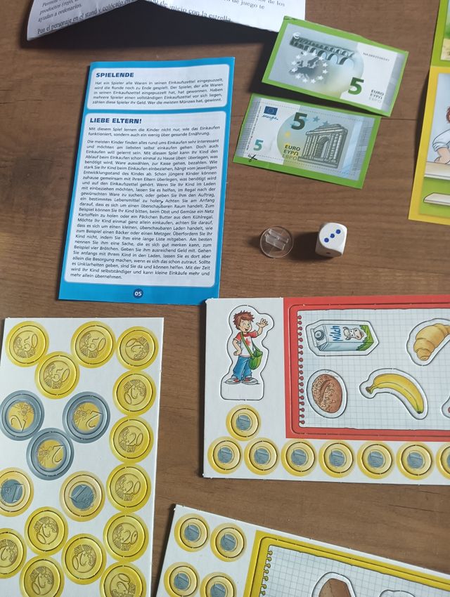 Juego de compras y cerdo del dinero