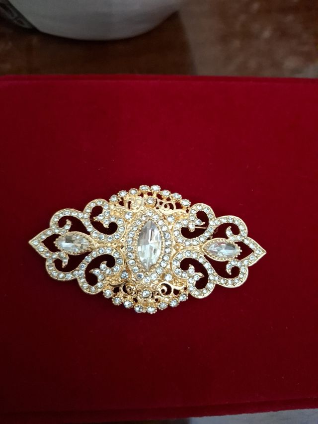 Broche fallera o trajes regionales