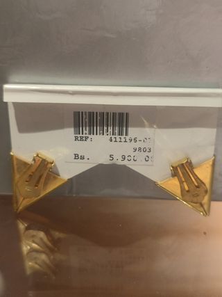 Antiguos CLIPS de Cuello