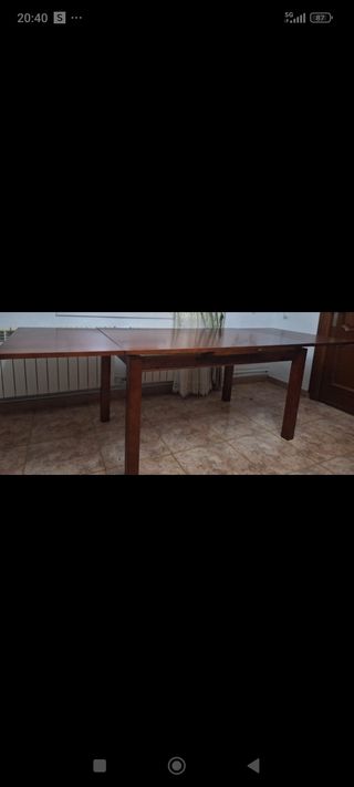 Conjunto mesa extensible y 6 sillas de madera