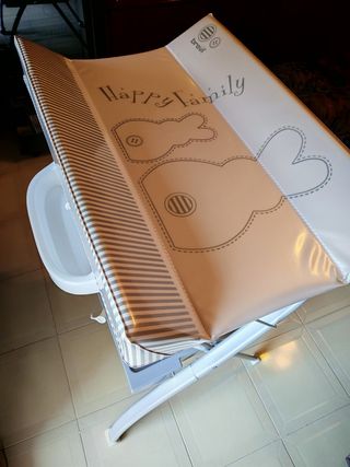 Bañera con cambiador para bebé