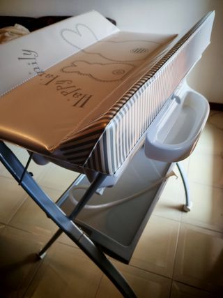 Bañera con cambiador para bebé