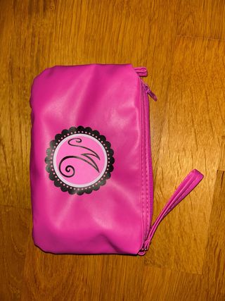 Muñeca Ladybug con neceser y maquillaje