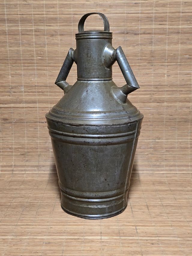 Alcuza Grande 60Cm. mediados siglo XX