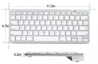 Teclado ultrafino inalámbrico Bluetooth en inglés.