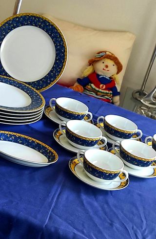 VAJILLA COMPLETA "VISTA ALEGRE".Para 6 COMENSALES.