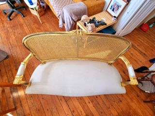 Sofa de anticuario tipo Luis XV