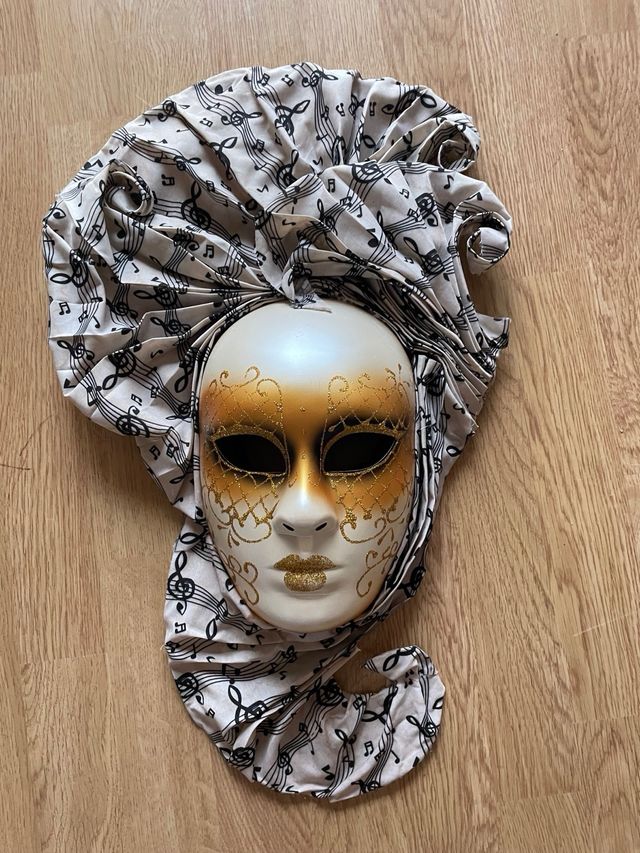 Mascara veneciana mujer