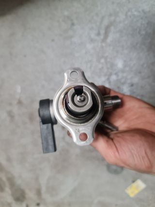 Bomba de alta presion VAG 1.5 TSI DXD/ 05E127027L