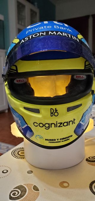 Busto casco 1/2 Alonso