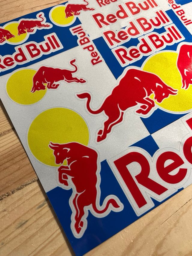 Kit pegatinas Red Bull