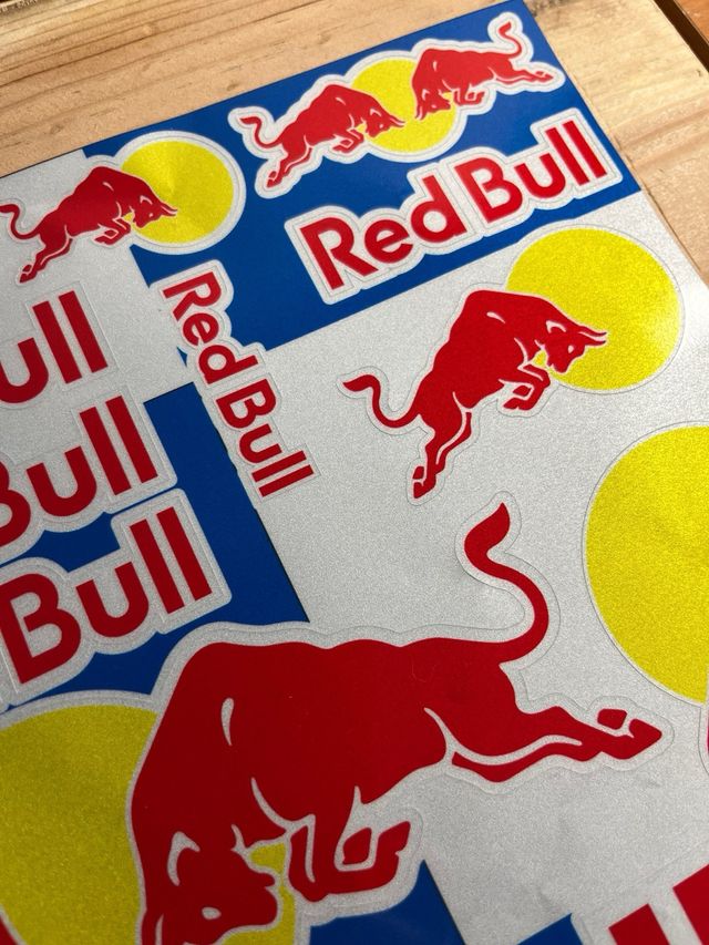 Kit pegatinas Red Bull