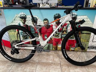 SCOTT SPARK RC TEAM ISSUE 2025