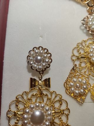 Aderezo de fallera perlas