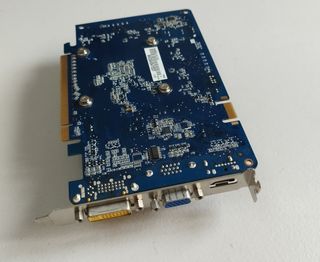 Asus GeForce EN-9500-GT  DI-1G-A