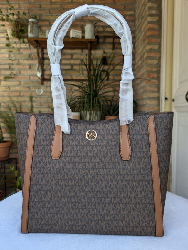 Michael Kors modelo Leida