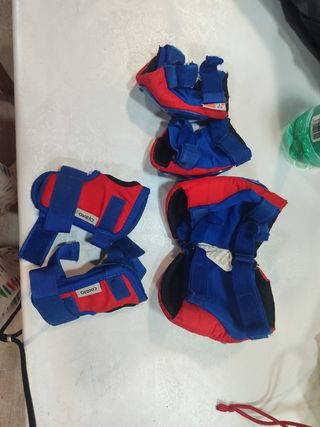 Protectores patinaje niño 2xs. De 3 a 7 añs