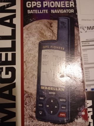 GPS Pioneer magellan retro vintage 