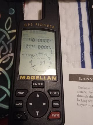 GPS Pioneer magellan retro vintage 