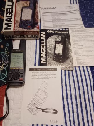 GPS Pioneer magellan retro vintage 