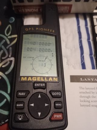 GPS Pioneer magellan retro vintage 