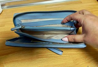 Cartera Michael Kors auténtica