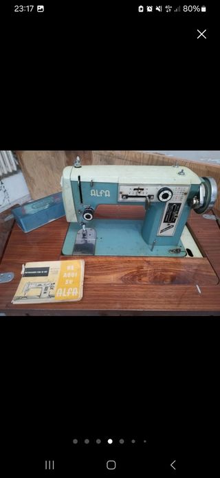 Máquina de coser Alfa