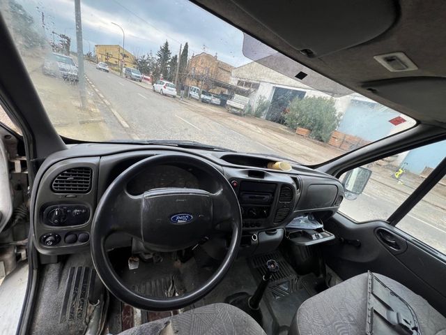 Camion Basculante Trilateral