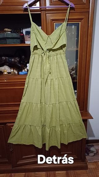 VESTIDO LAR-MAX HOMBROS Y ESPALDA AL AIR